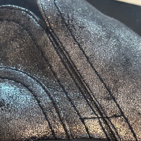 G by GUESS METALLIC PEWTER BOOTIES - Picture 7 of 14